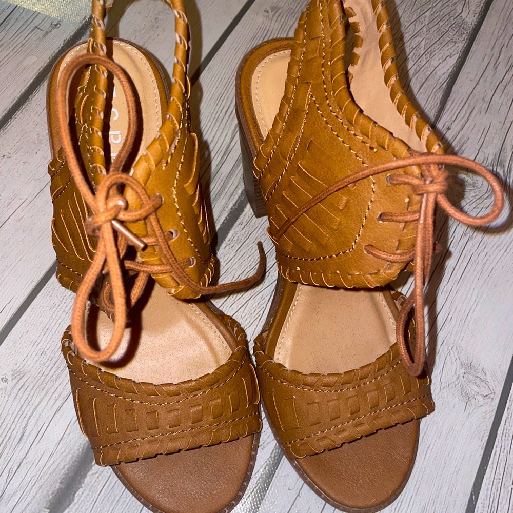 Esprit brown heel